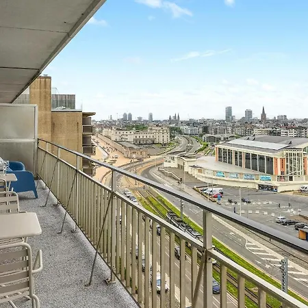 Amazing In With Kitchen Apartment *